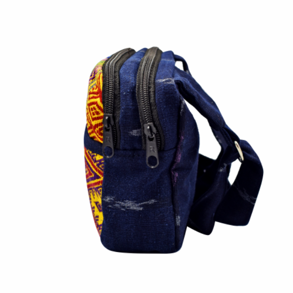 Picture of destination crossbody bag