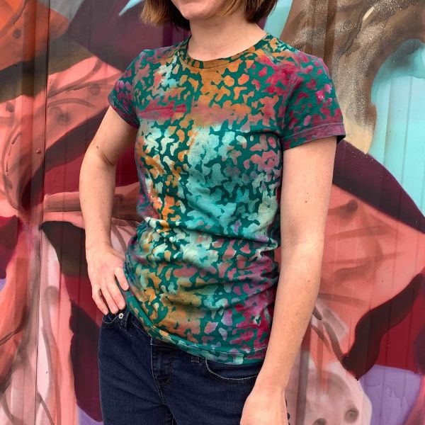 Picture of batik cap sleeve t-shirt - green patterns