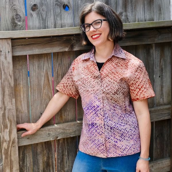 Picture of short sleeve batik blouse