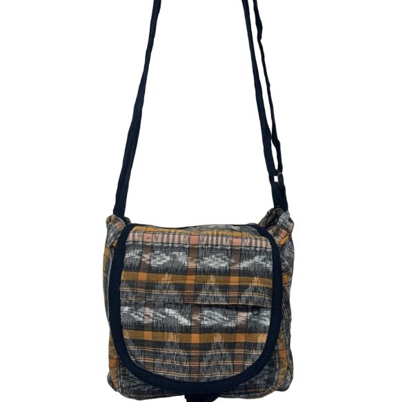 Corte Explorer Crossbody Bag