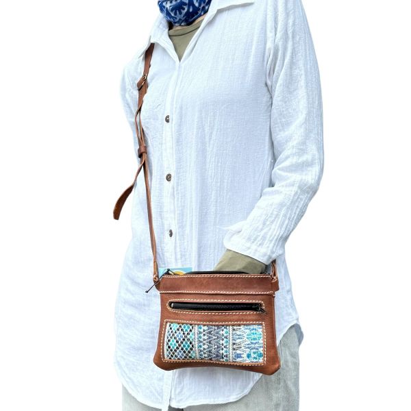 Picture of comalapa leather crossbody pouch