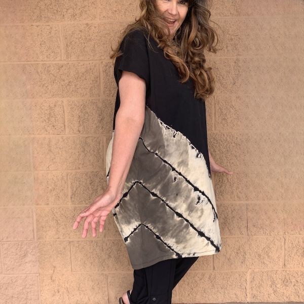 Mojave Tie Dye Short Sleeve Shift Dress