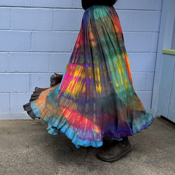 Crinkle Flowy Tie Dye Maxi Skirt