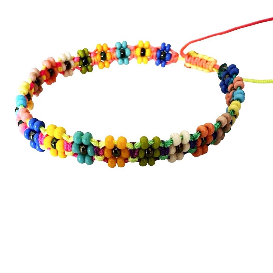 Beaded Daisy Bracelet