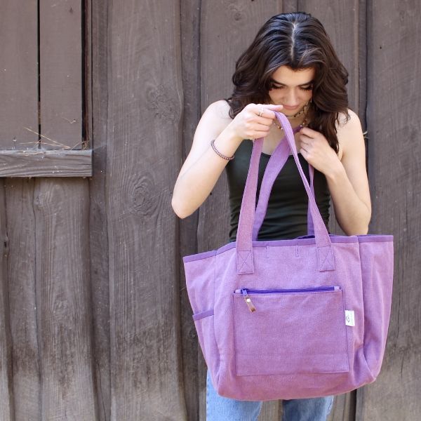 Picture of murphy's canvas travel tote