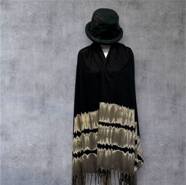 Picture of mojave tie dye shawl