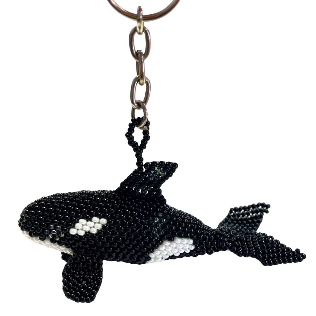 Picture of beaded orca keychain/ornament