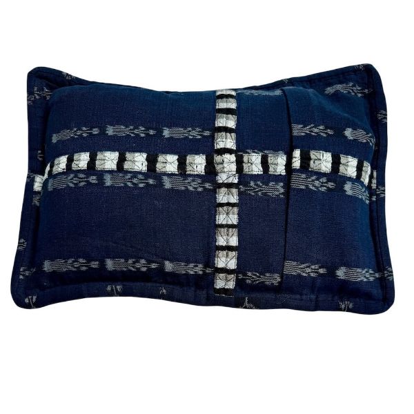 Picture of huipil pillow cover