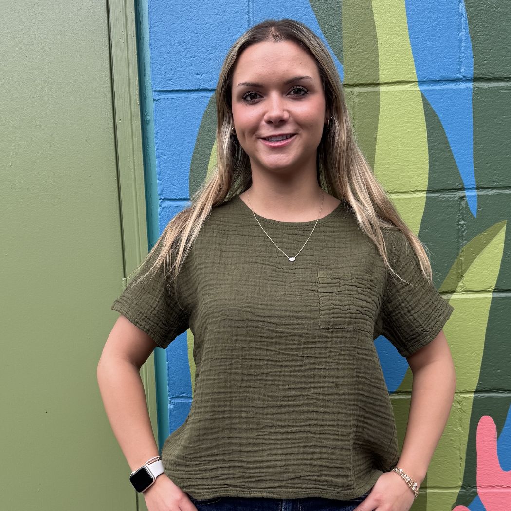 Picture of gauzy pocket crop top