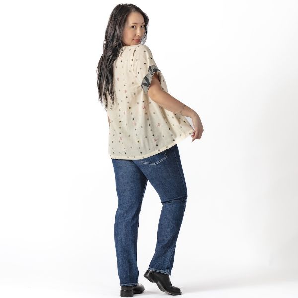 Dots Embroidered Short Sleeve Top