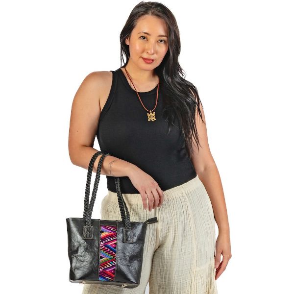 Picture of cheyenne leather purse