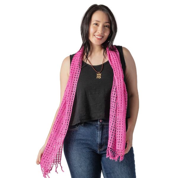 Picture of handwoven windowpane scarf
