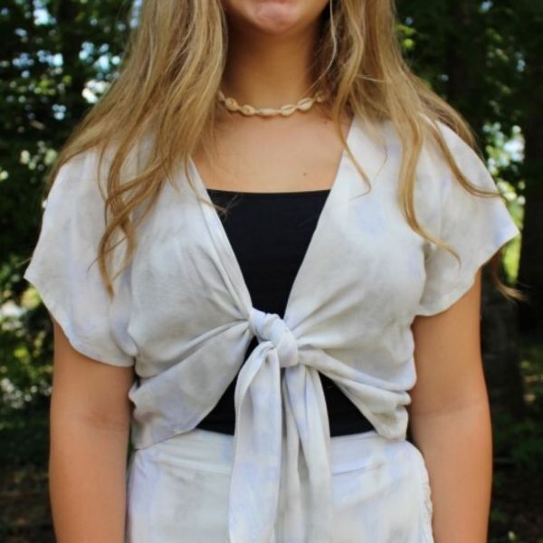 Picture of short sleeve tie up top