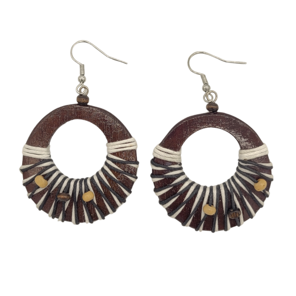 Picture of geometric balsa wood earrings