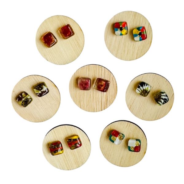 Picture of fusion glass stud earrings - earth