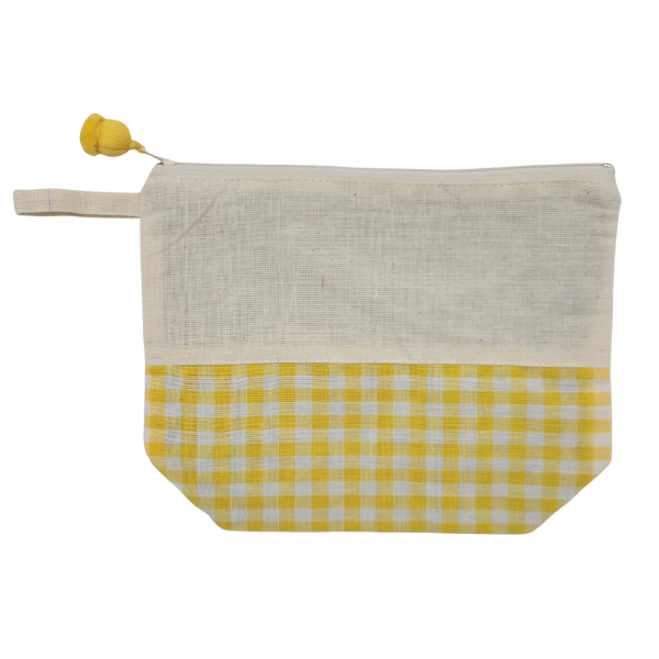 Picture of gingham travel pouch