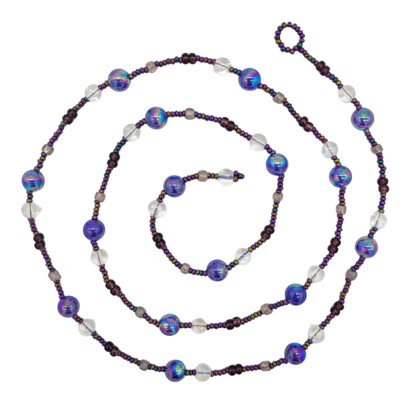 Picture of gazing globe beaded necklace