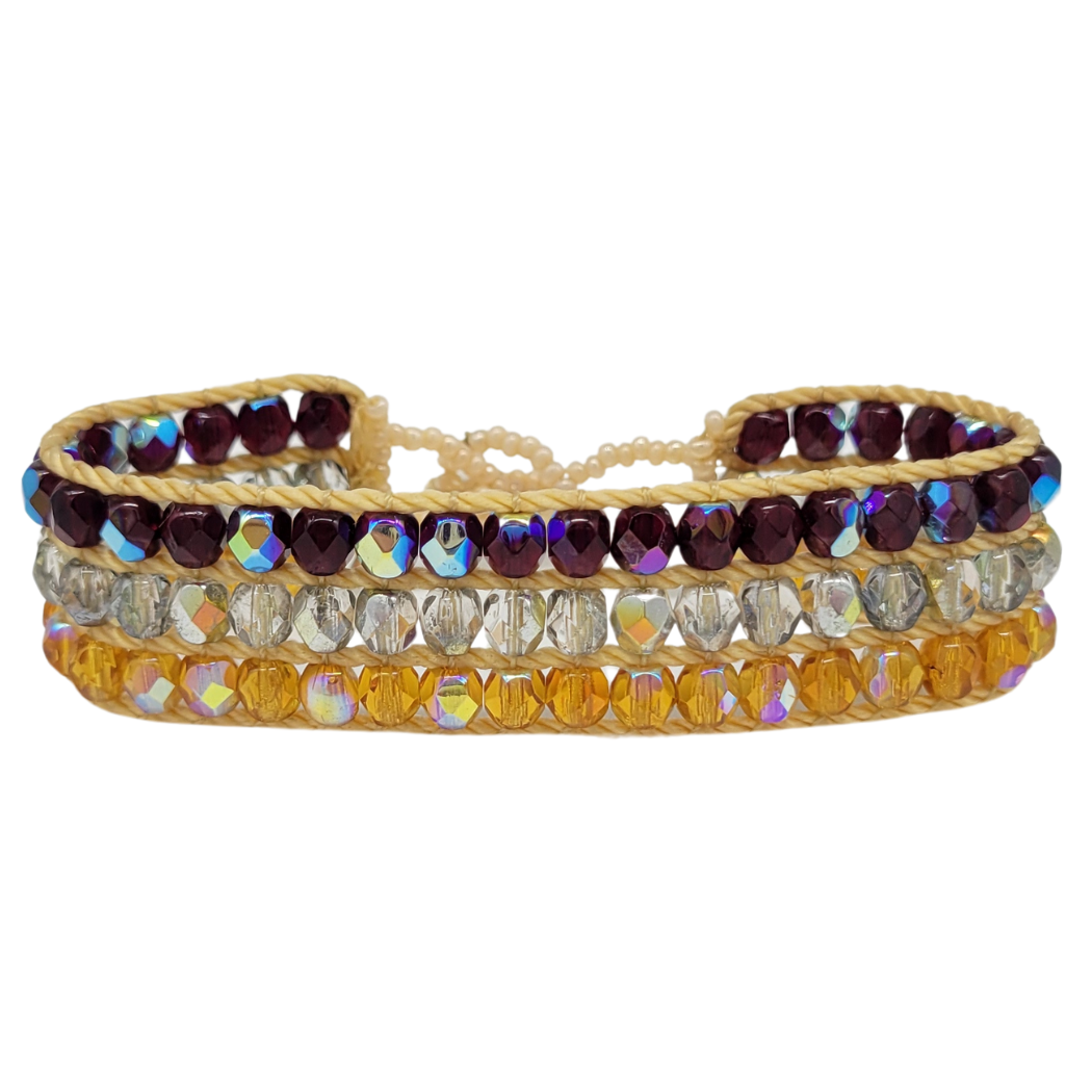 Picture of tricolor crystal beaded bracelet