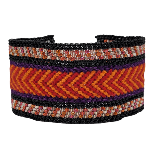 Picture of arrow beaded woven bracelet