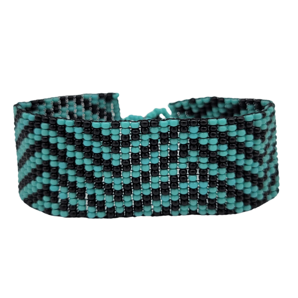 Picture of woven beaded bracelet - one inch