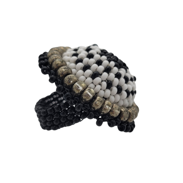 Picture of lamly beaded ring