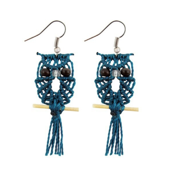 Picture of macrame owl earrings