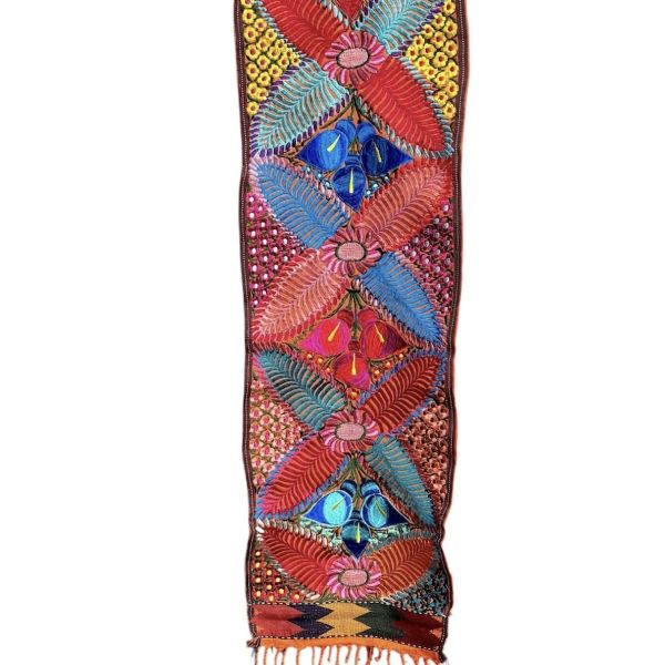 Picture of deluxe table runner - floral tapestry
