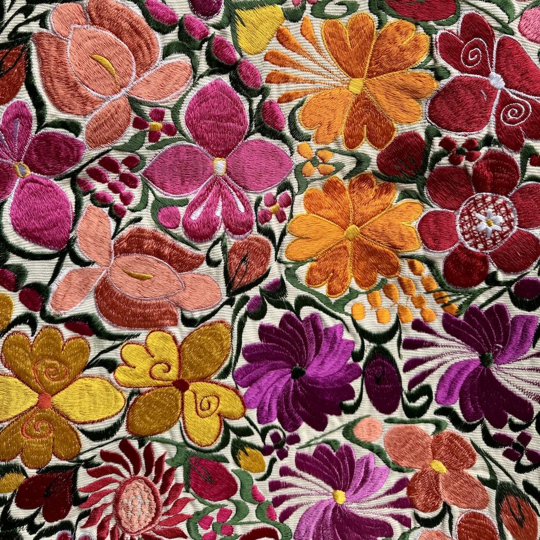 Picture of Deluxe Table Runner /Wall Hanging