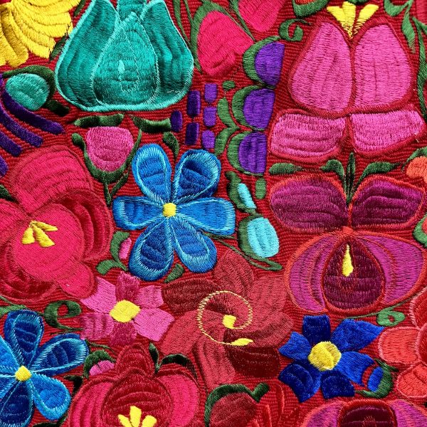 Picture of table runner - floral tapestry