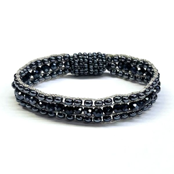 Picture of crystal beaded magnet bracelet