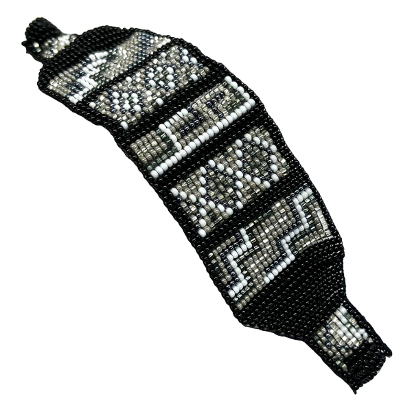 Picture of nativa beaded magnet bracelet