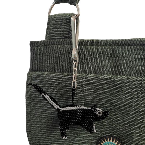Picture of skunk beaded bag charm