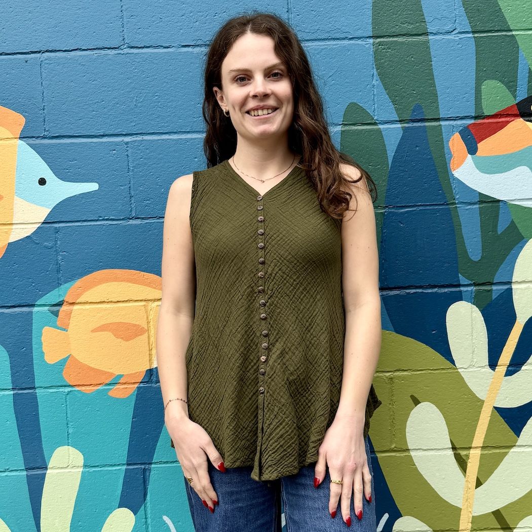 Picture of gauzy sleeveless coco button top