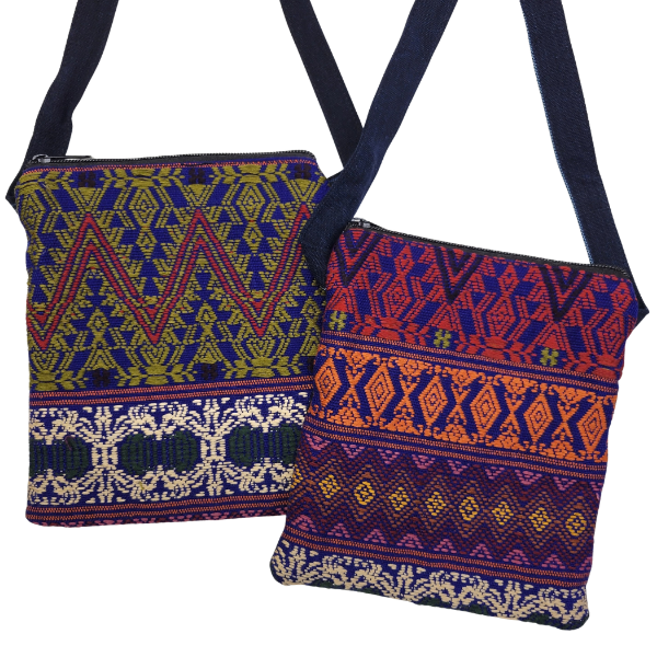 Picture of comalapa passport bag