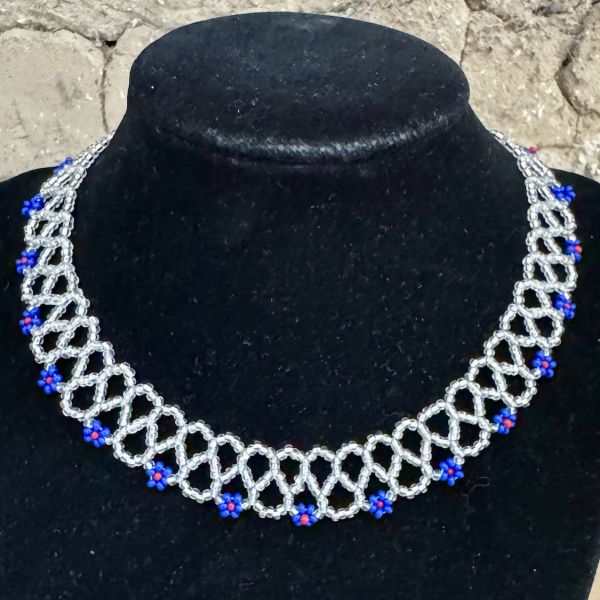 Daisy Chain Beaded Collar Necklace