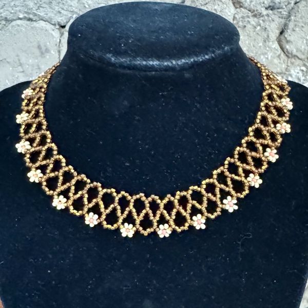 Daisy Chain Beaded Collar Necklace