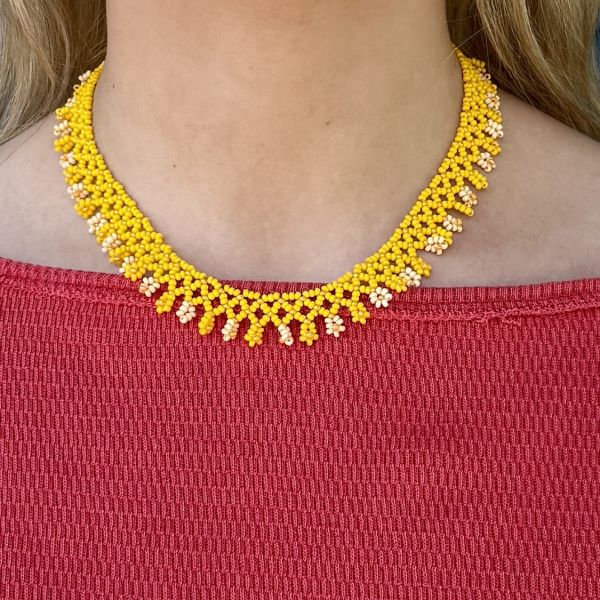Florecita Beaded Collar Necklace