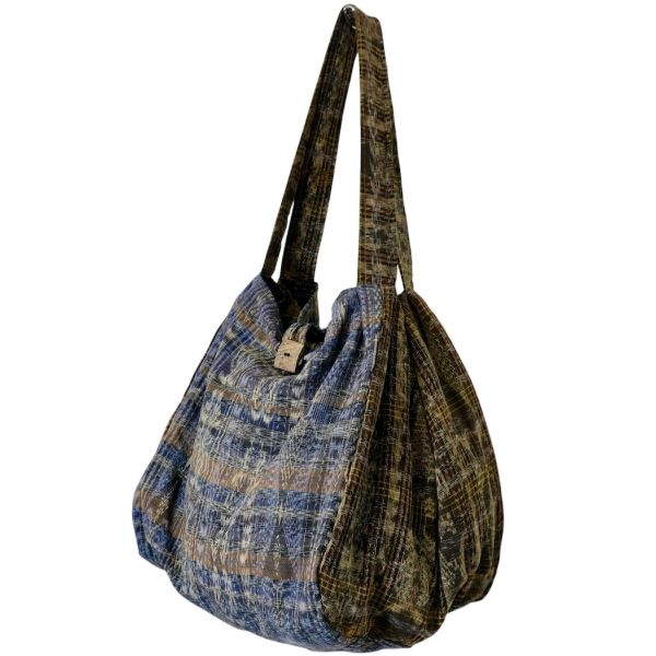 Corte Slouchy Expandable Travel Bag